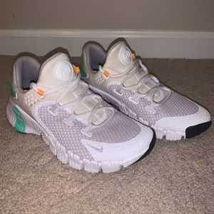 Nike Free Metcon 4 'White Green Glow'